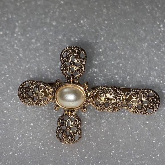 Two Ringer Filigree & Pearl Cross Ring - Picture 2 of 6